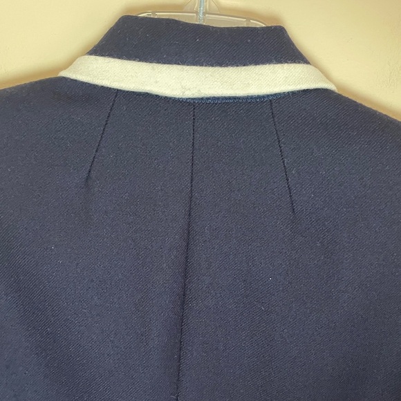 J. Crew Navy Blazer Jacket Women's Size 2 Gold Buttons Wool Office Academia - Picture 4 of 15